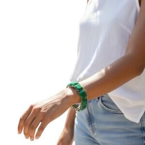 Elegant Green Stretch Bracelet